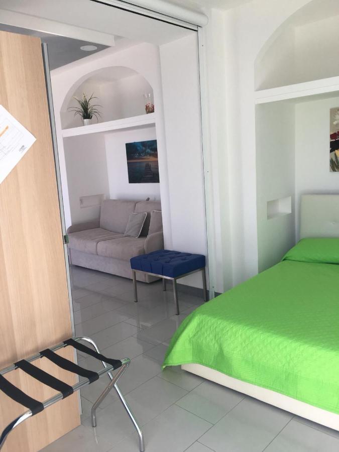 Gresy Appartamento Suite โปซิตาโน ภายนอก รูปภาพ